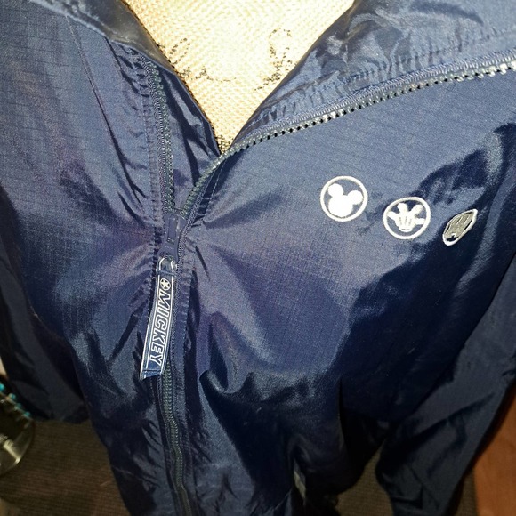 NEW Size Large Mickey Mouse Navy Blue Windbreaker with tuck in hood - Picture 4 of 10